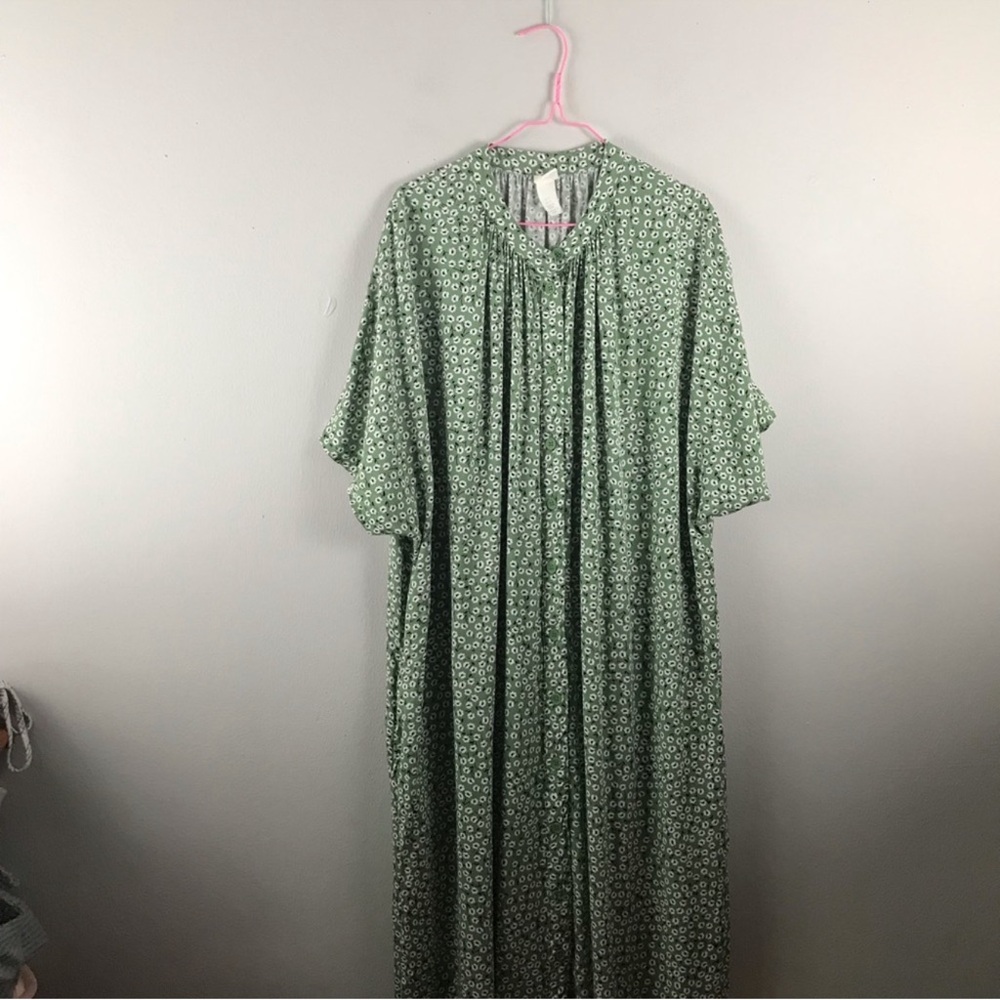 Elegant Green Floral Dress
